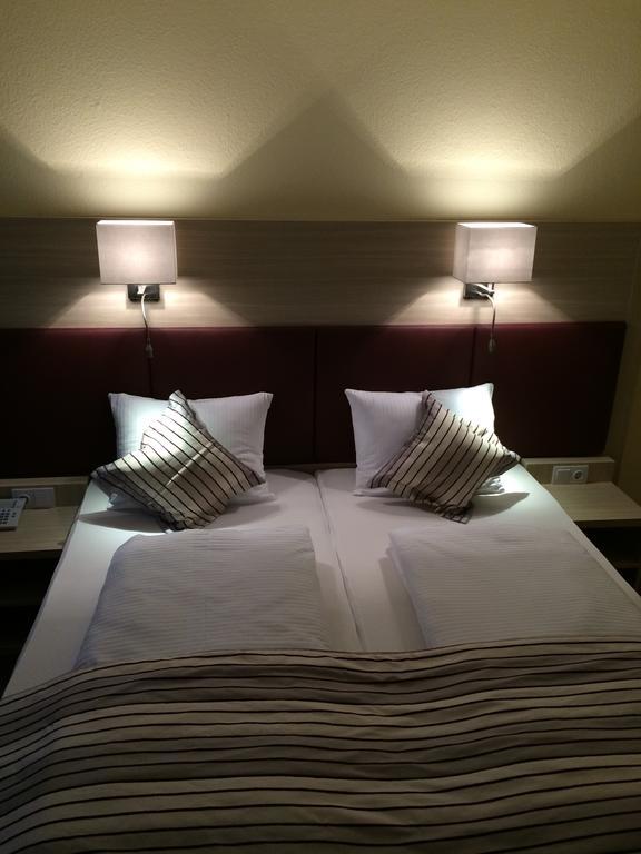 Stadthotel 바트팔링보슈텔 객실 사진